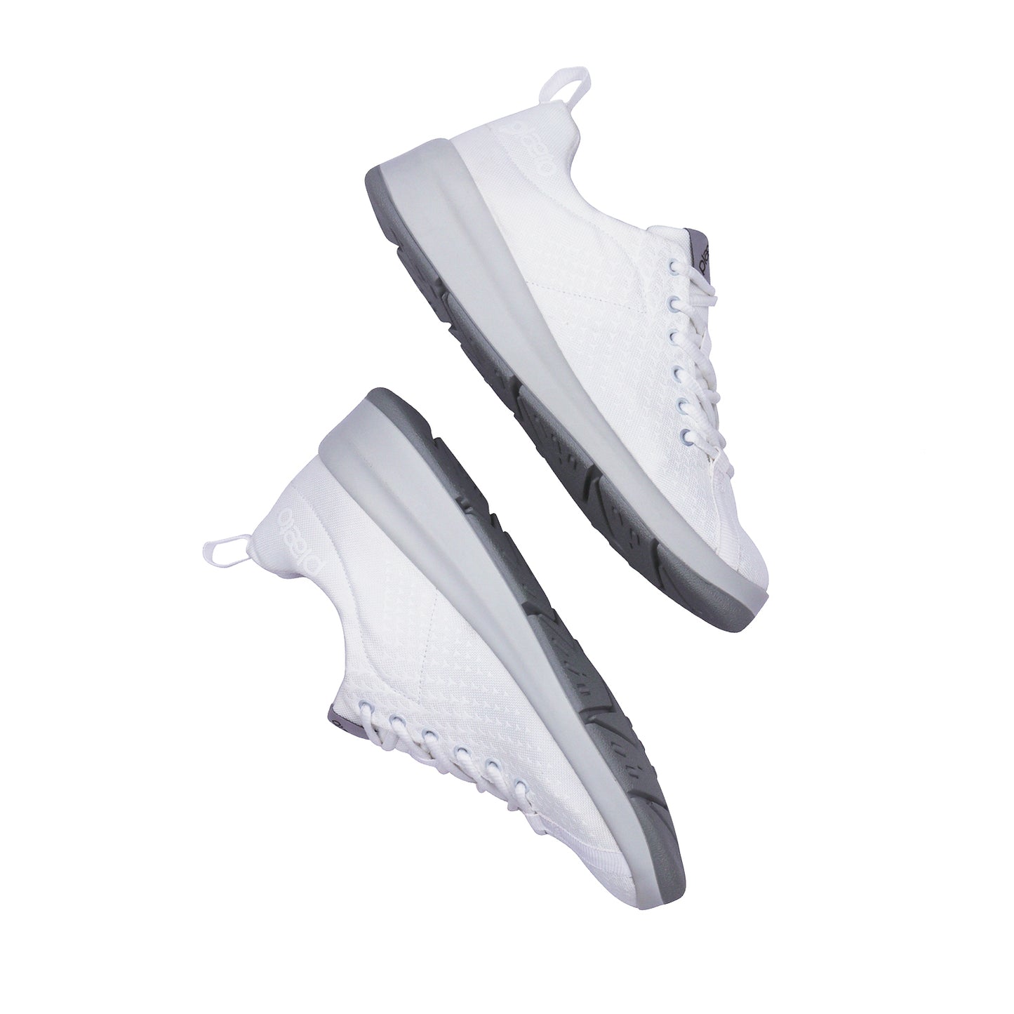 Women's Versatile Sneakers - White